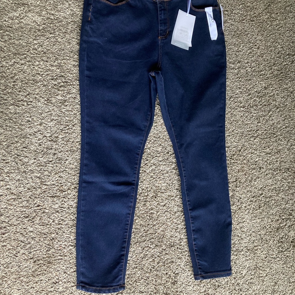 Tahari Blue Skinny Jeans Modern Fit